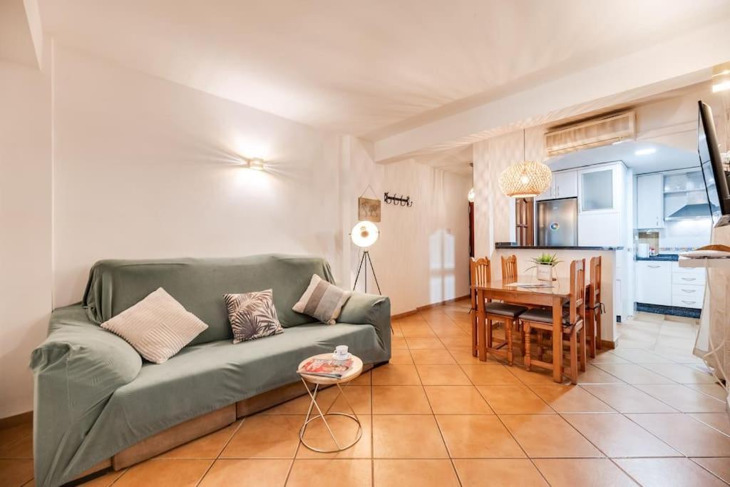 Encantador Apartamento Cerca Del Mar มาลากา ภายนอก รูปภาพ