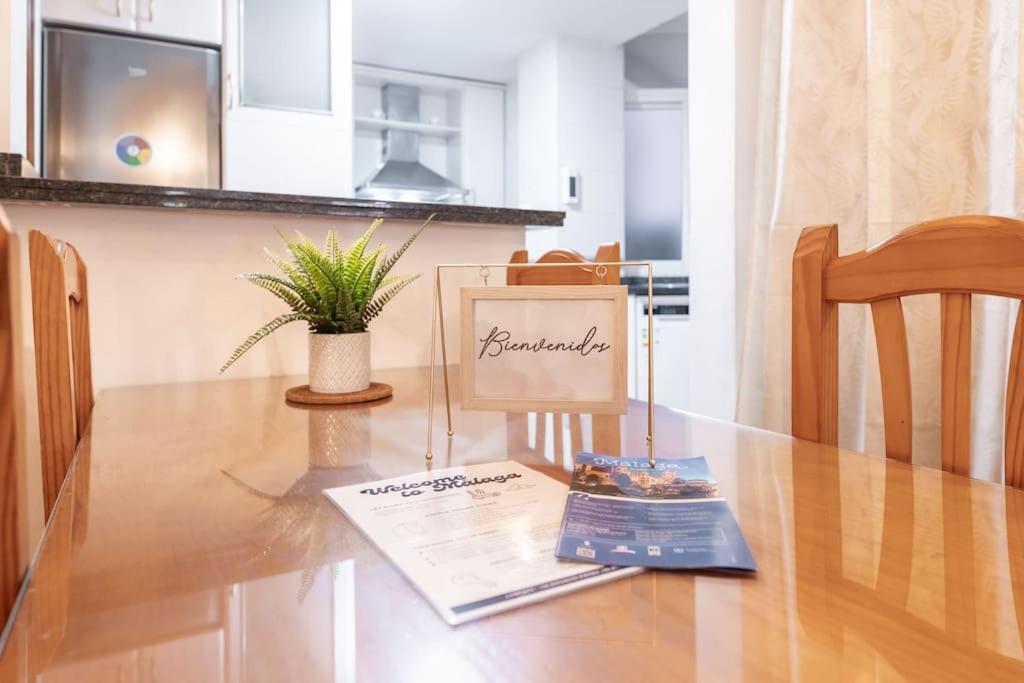 Encantador Apartamento Cerca Del Mar มาลากา ภายนอก รูปภาพ