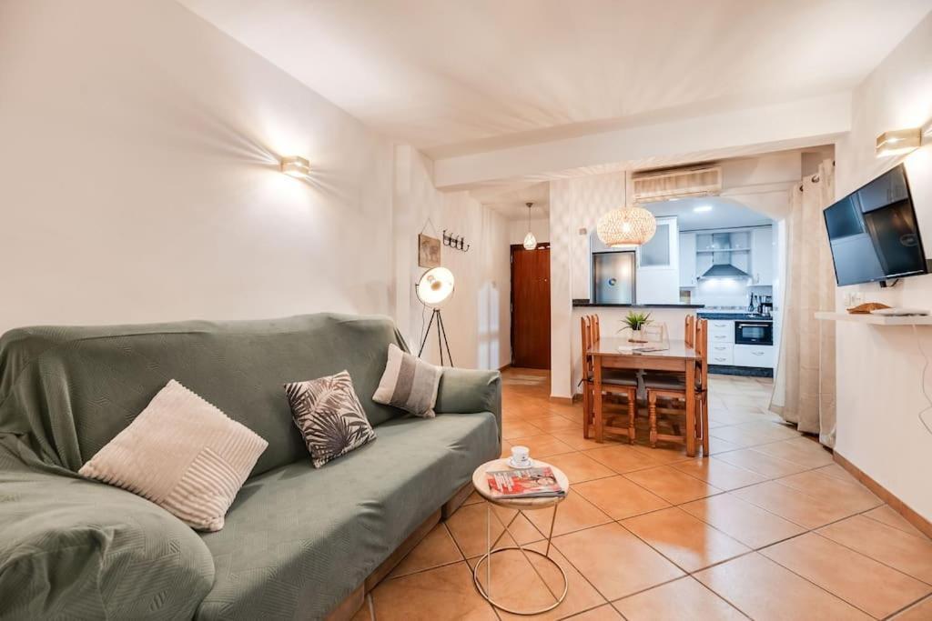 Encantador Apartamento Cerca Del Mar มาลากา ภายนอก รูปภาพ